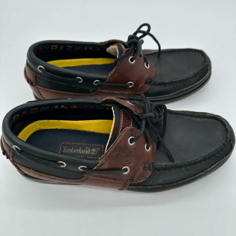 Timberland Black and Brown Boat Shoes with Moccasin Stitching